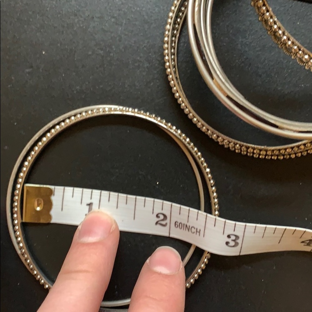 Assorted bangles - Picture 5 of 6